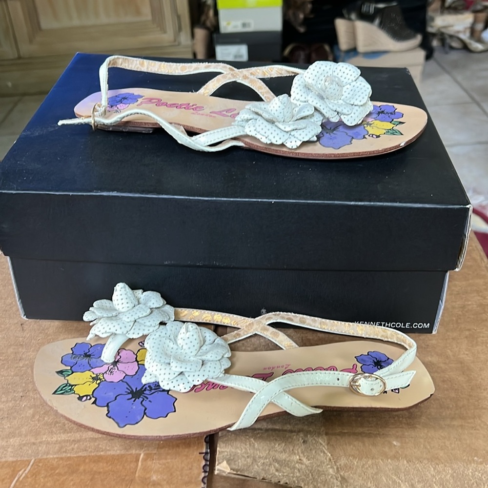 Poetic License of London Mint Julip Sandals in White Sz 7 1/2 NEW